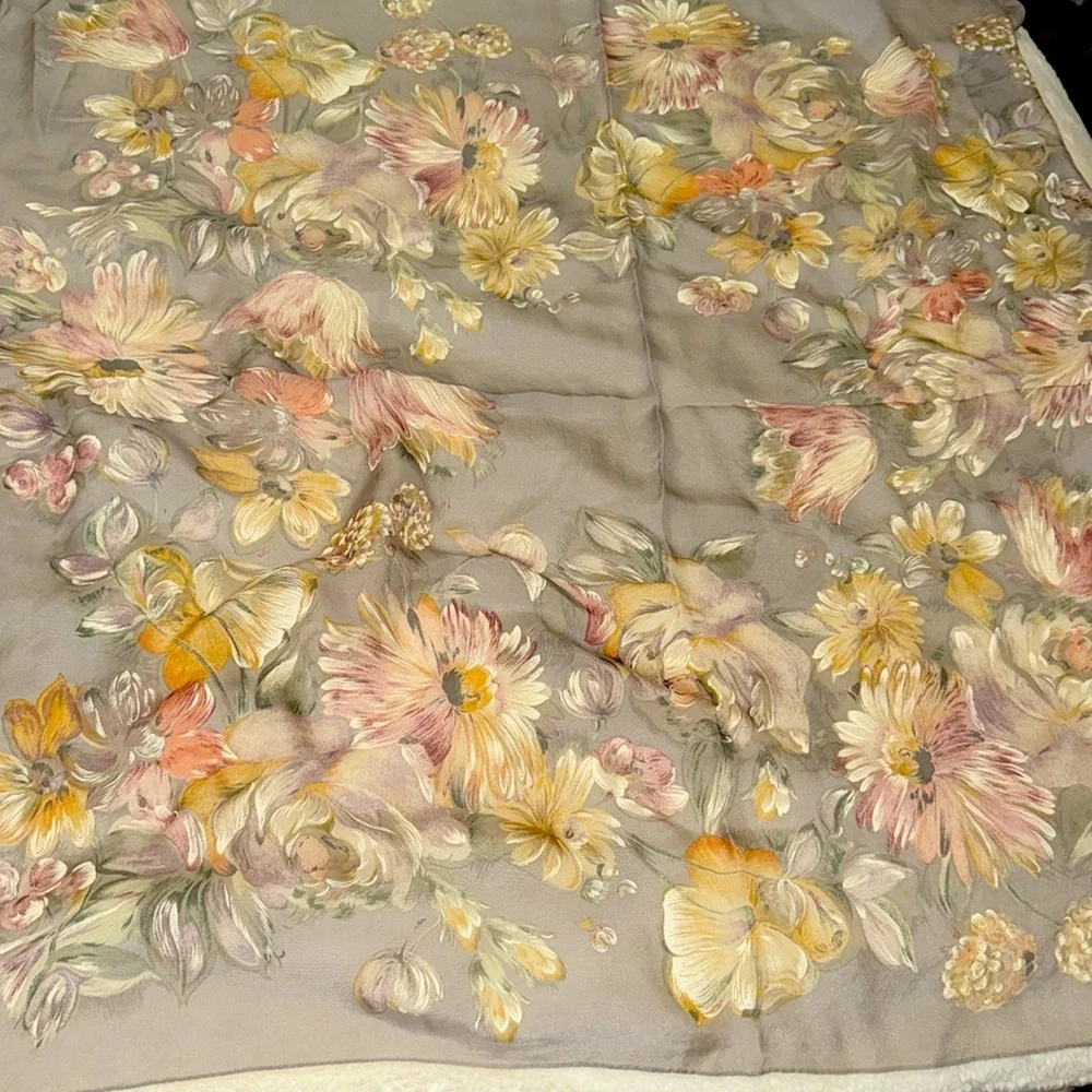 Ralph Lauren Multicolor Floral‎ Duvet Cover 34'x34'